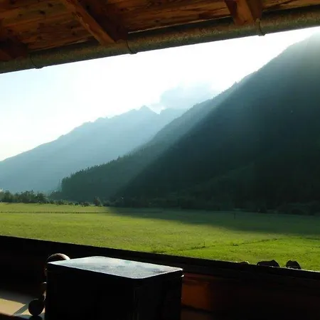 Gasthaus Luenerhof Neustift im Stubaital Exterior foto